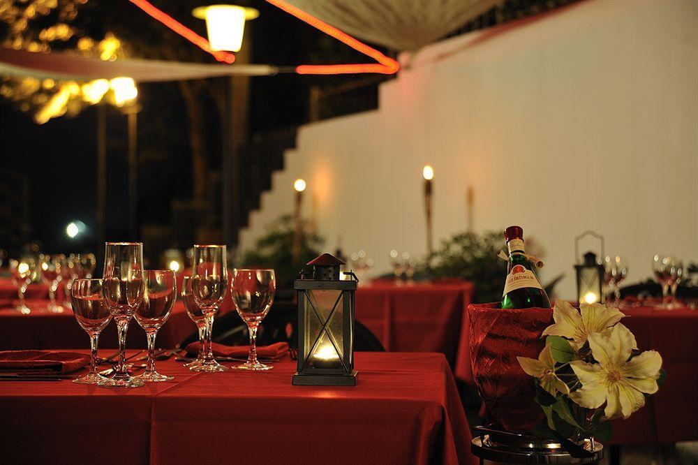 Hotel & Residence Dei Duchi อูร์บีโน ภายนอก รูปภาพ