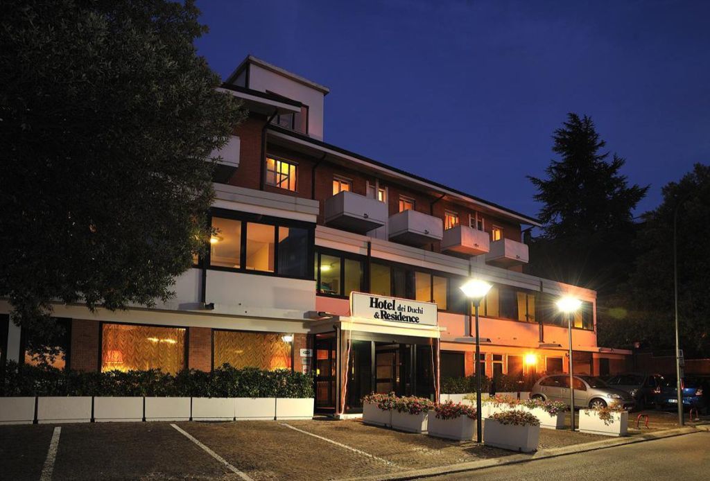 Hotel & Residence Dei Duchi อูร์บีโน ภายนอก รูปภาพ