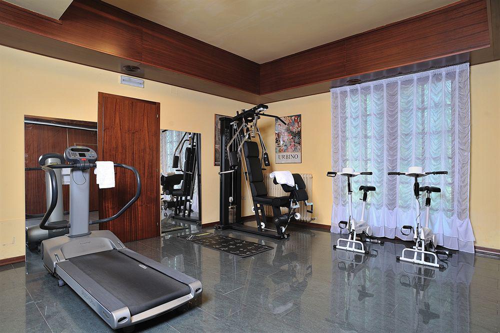 Hotel & Residence Dei Duchi อูร์บีโน ภายนอก รูปภาพ